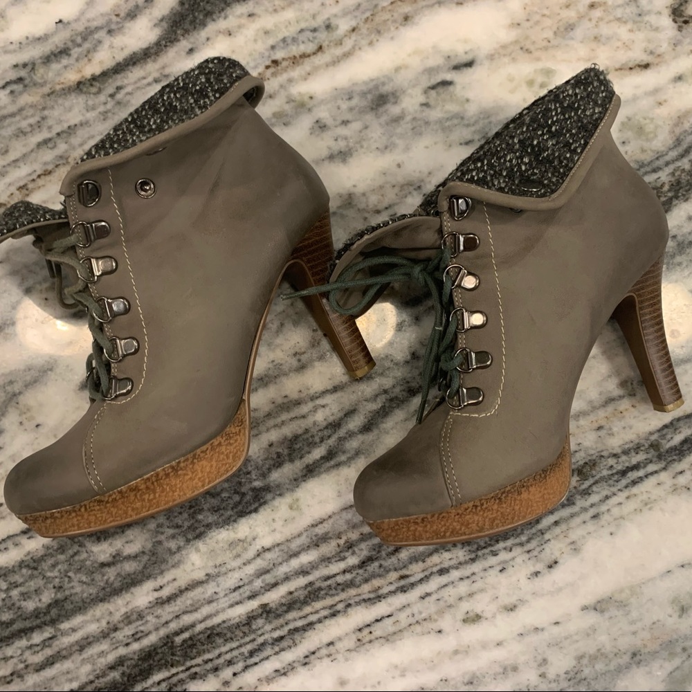 Italian booties